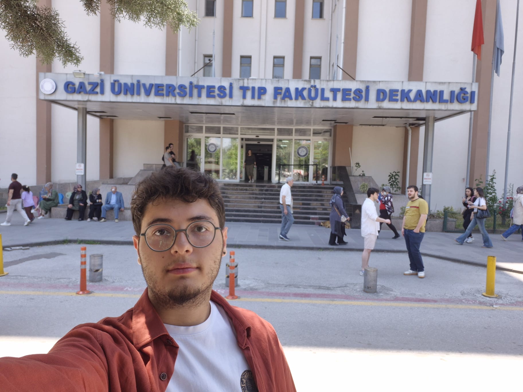 Onur SOYASLAN – Tıp